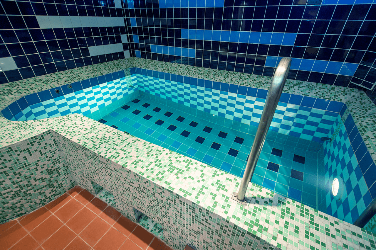 Experience the best sauna with a bar near Tallinn Old Town Heldeke!